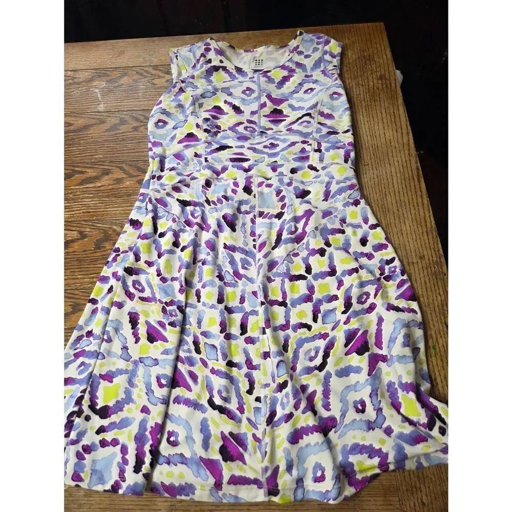 Title Nine Dream Athletic Dress White Purple Watercolor Geometric Print sz Large